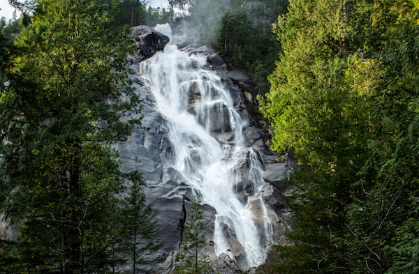 Shannon Falls waterfall