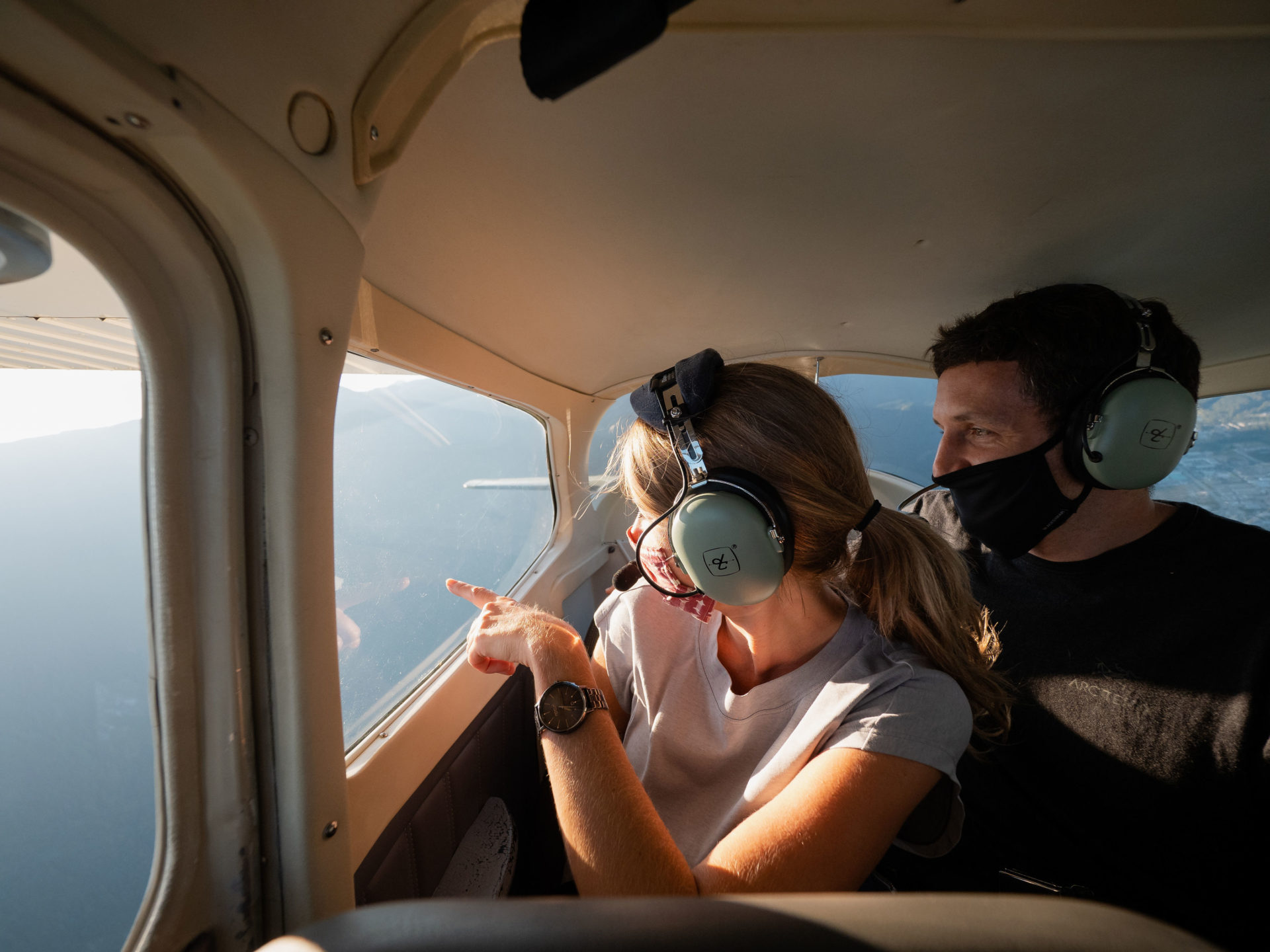sightseeing flight in squamish for couples