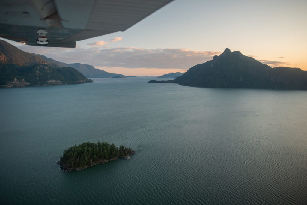 Howe Sound near vancouver guided scenic flight