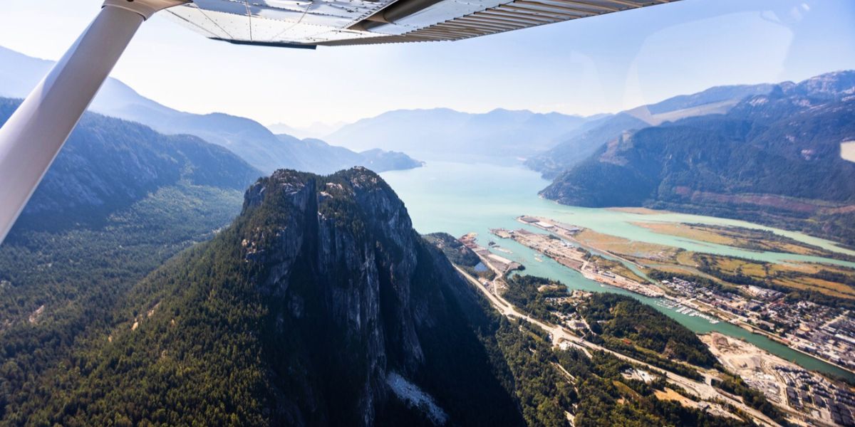 Scenic summer flight tour with Sea to Sky Air
